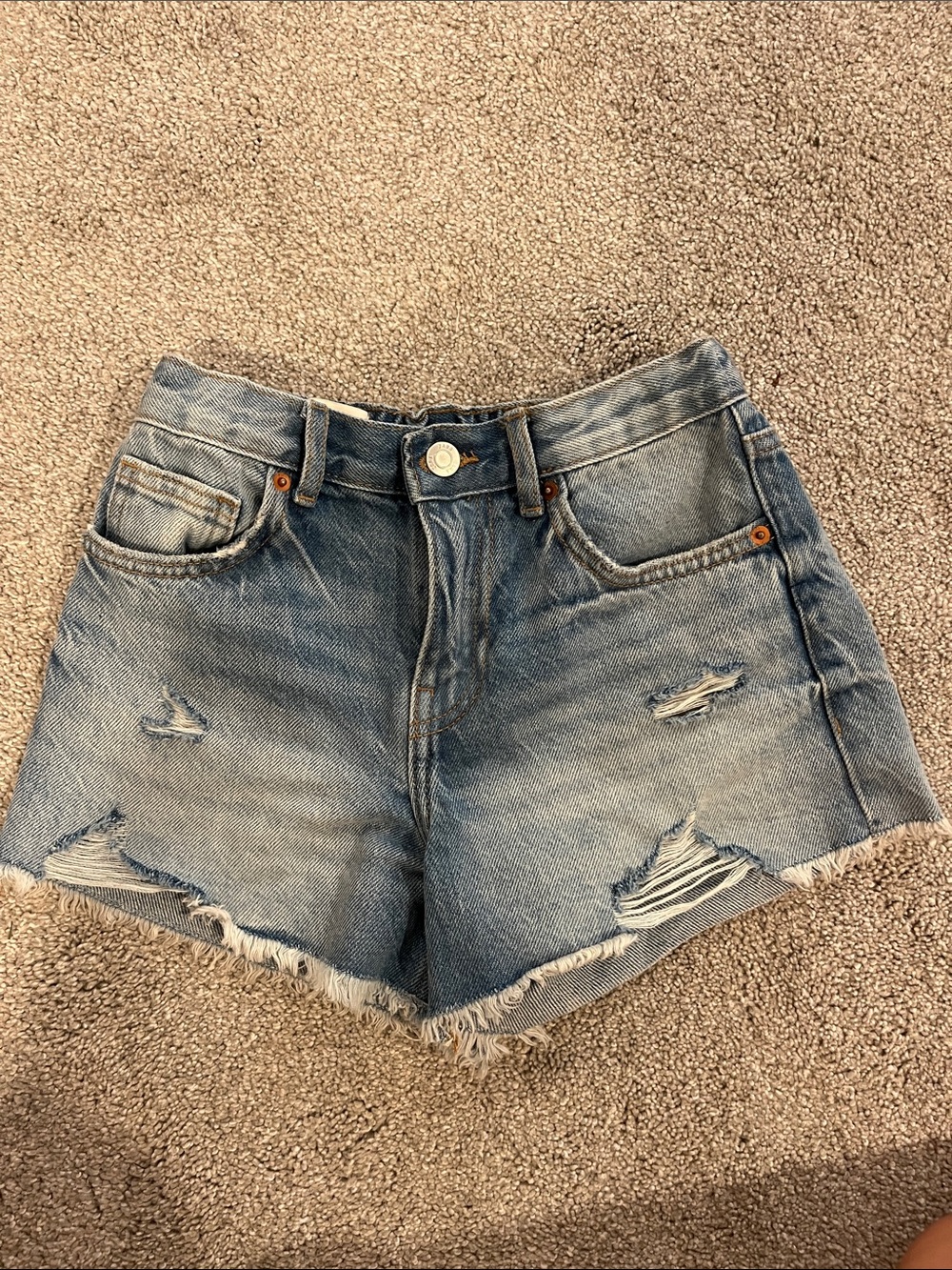 Zara kids size 9-10 years High-Rise Light Blue Distressed Denim Shorts
